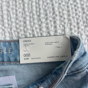 American Eagle Outfitters Women's High Rise Light Blue Jeans